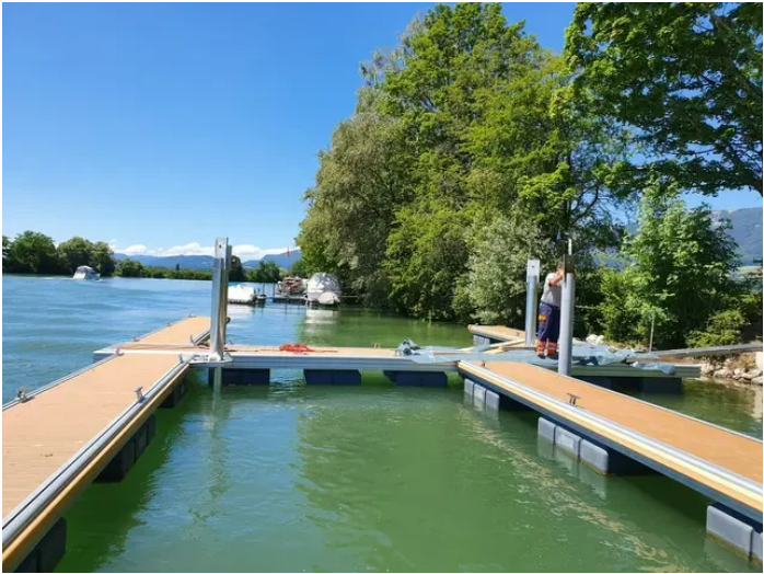 Floating Pontoon (6).png