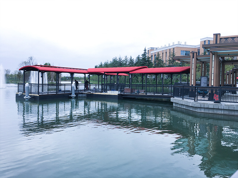 Shaihai Desney Park Floating Dock