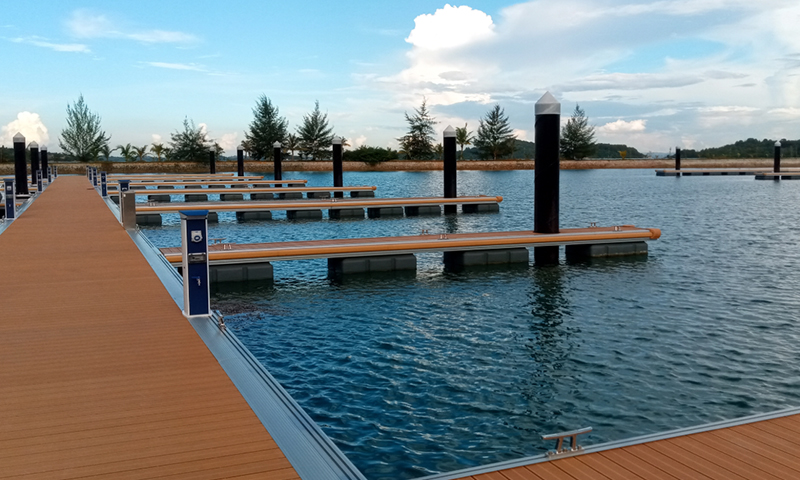 Nirup-Island-marina-Indonesia